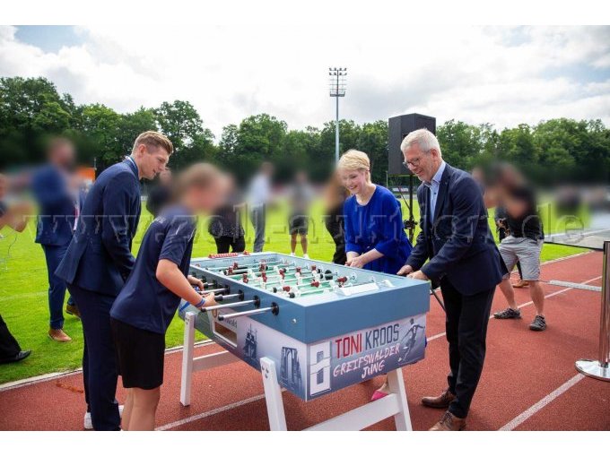 Partie am Tischkicker 2