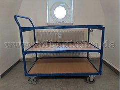 Tischwagen mit 3 Ablagen