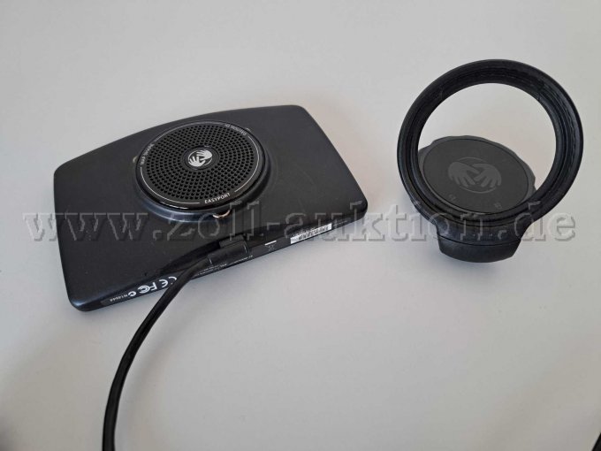 Ansicht des Gegenstandes von hinten, Gegenstand und Halterung