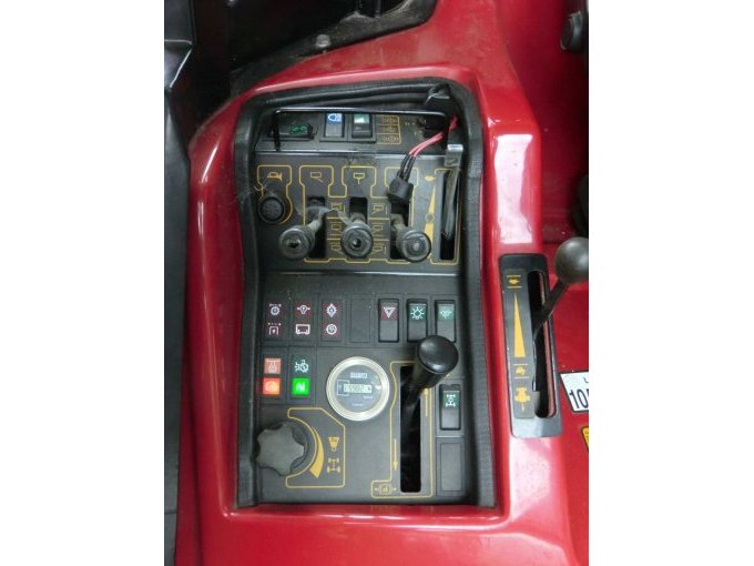 Toro Reelmaster 4240-D Bedienelemente