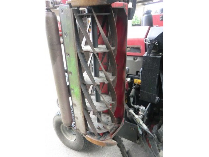 Toro Reelmaster 4240-D Spindel