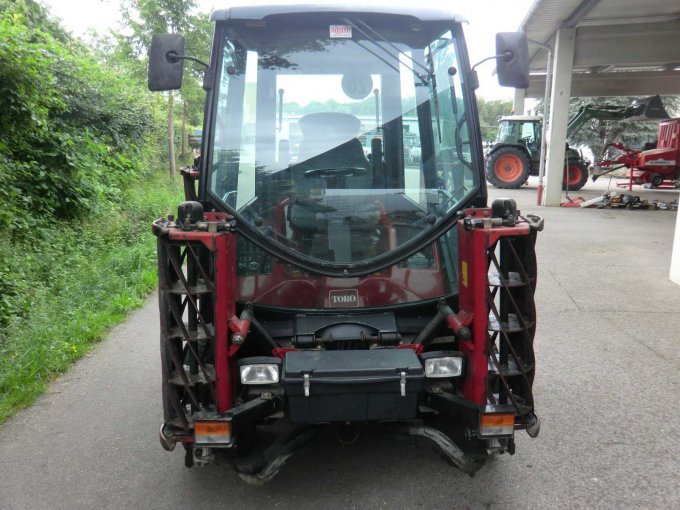 Toro Reelmaster 4240-D Frontansicht