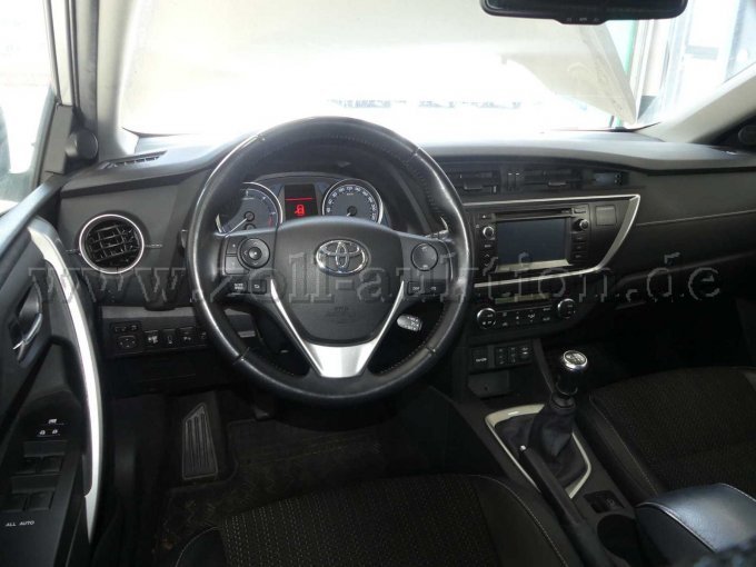 Innenansicht vorn links