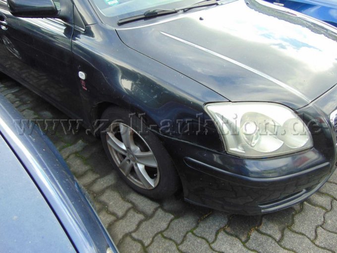 1 Toyota Avensis 2,2 D-CAT – foto 4 – kavel bij Zoll-Auktion, Siegen