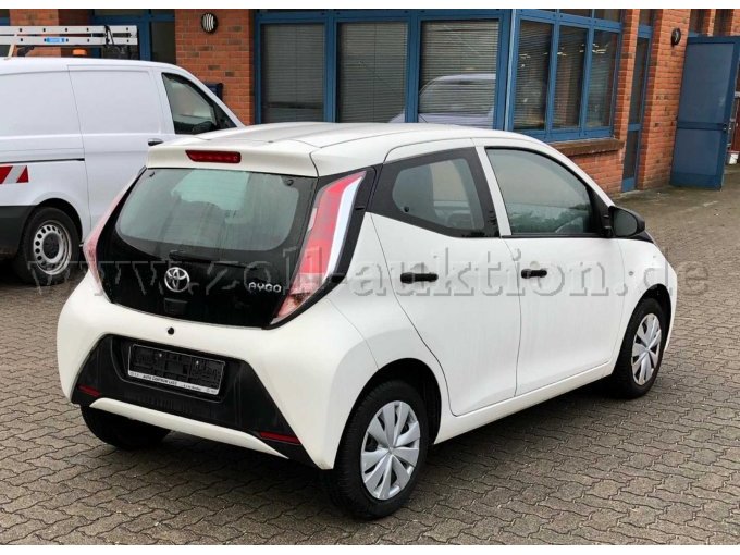 Heck und Seite rechts