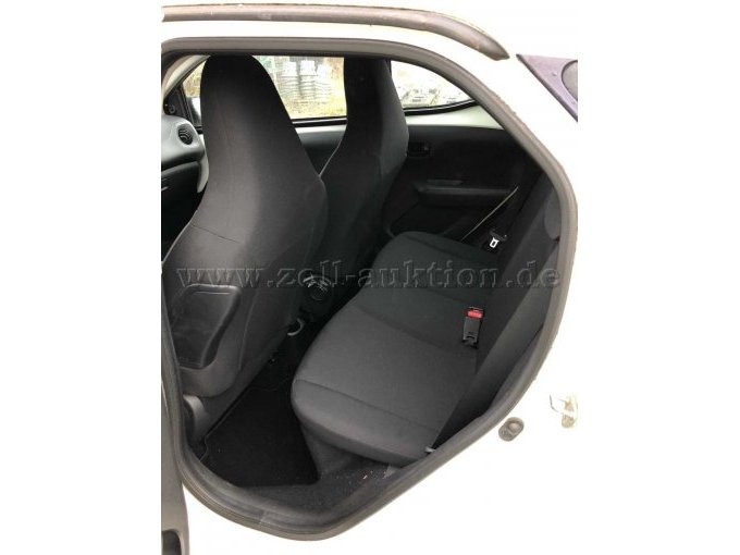 Innenaum hinten links