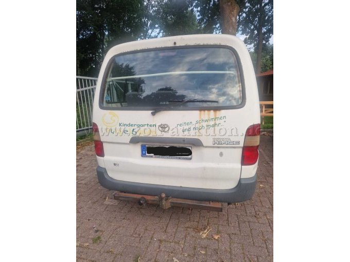Toyota Kleinbus 8-Sitzer