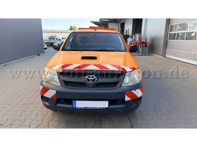 1 Toyota HILUX 2WD Single Cab 2,5 D4D Müllfahrzeug Baujahr 2010 – foto 2 – kavel bij Zoll-Auktion, Oberkirch