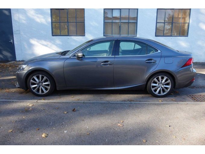 Seitenansicht Fahrerseite