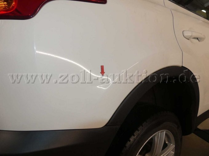 Beschädigung Kotflügel hinten rechts