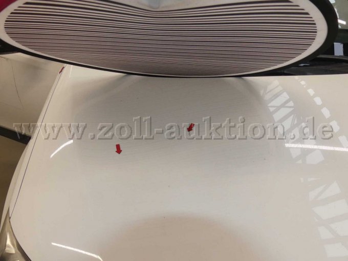 Hagelschäden Motorhaube