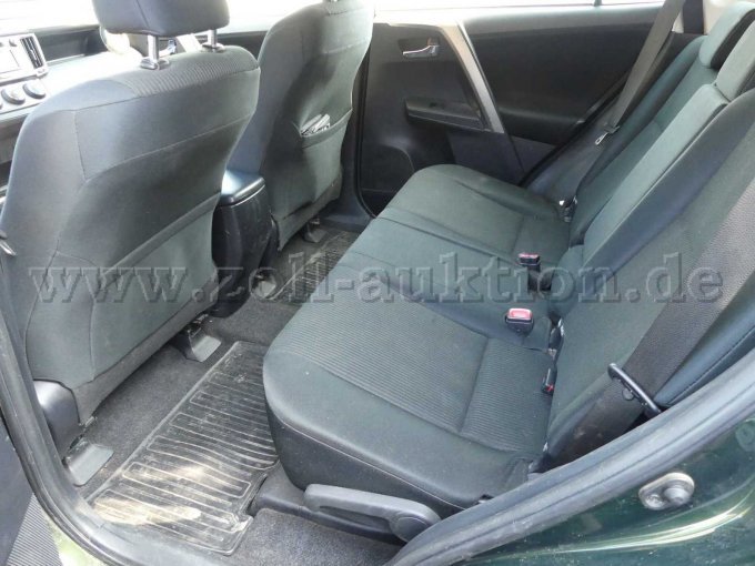 1 Toyota RAV4 2.2 D-4D DPF 4x4 *AHK – foto 7 – kavel bij Zoll-Auktion, Potsdam