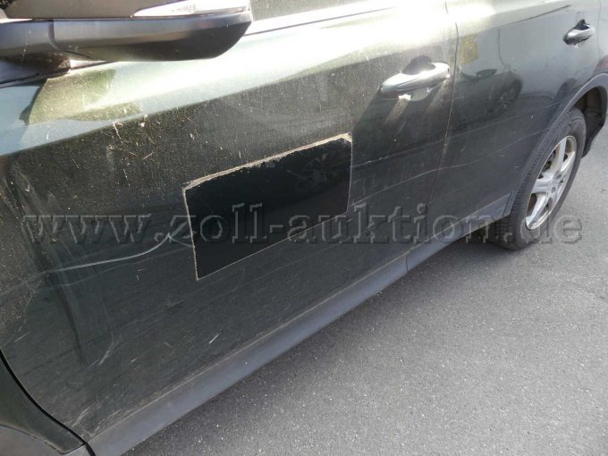 1 Toyota RAV4 2.2 D-4D DPF 4x4 *AHK – foto 11 – kavel bij Zoll-Auktion, Potsdam