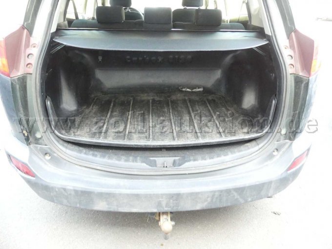 1 Toyota RAV4 2.2 D-4D DPF 4x4 *AHK – foto 10 – kavel bij Zoll-Auktion, Potsdam