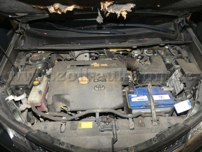 1 Toyota RAV4 2.2 D-4D DPF 4x4 *AHK*Sitzheizung*Forstpaket – foto 8 – kavel bij Zoll-Auktion, Münster