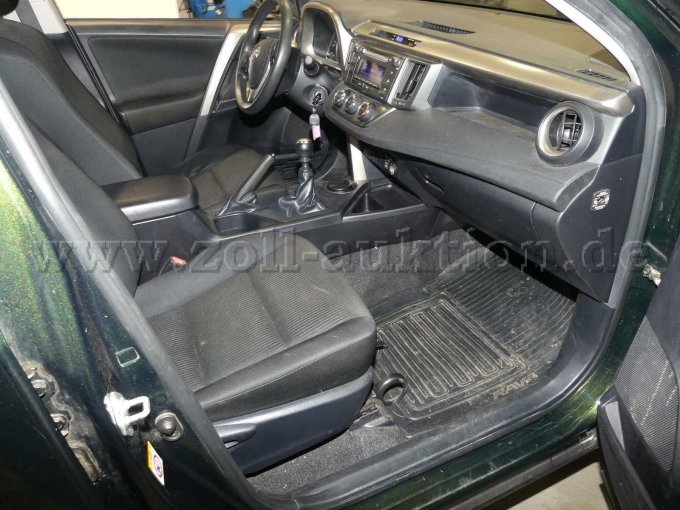 1 Toyota RAV4 2.2 D-4D DPF 4x4 *AHK*Sitzheizung*Forstpaket – foto 5 – kavel bij Zoll-Auktion, Münster
