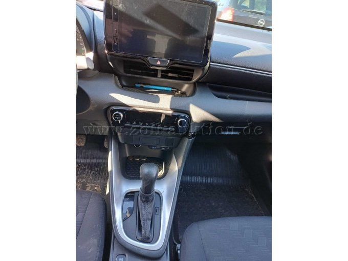 Toyota Yaris - Mittelkonsole