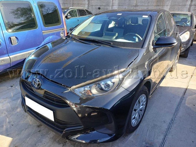 Toyota Yaris - vorne links