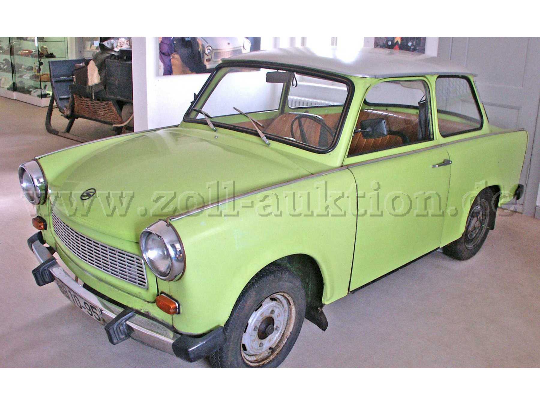 Trabbi steht im Kreismuseum