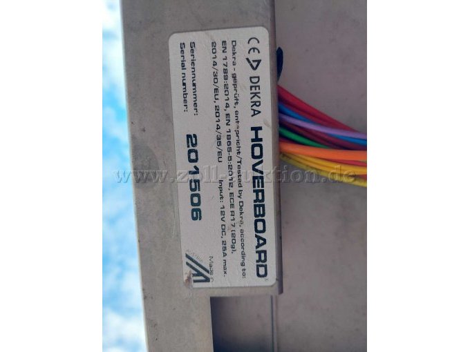 CE Kennung mit Seriennummer