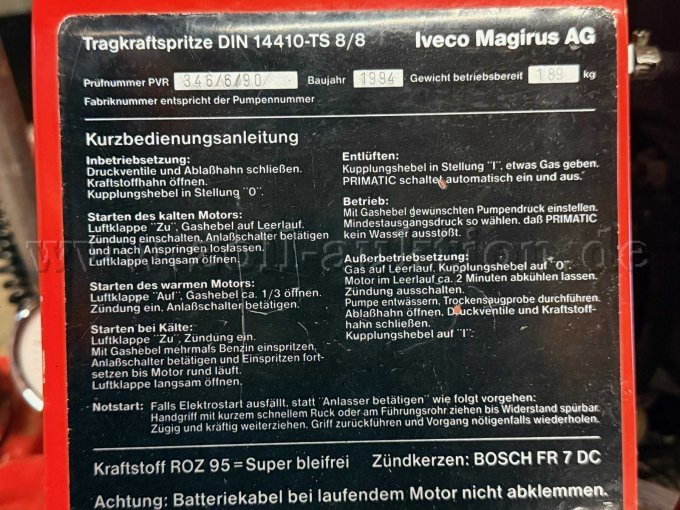 Typschild bzw. Bedienungsanleitung