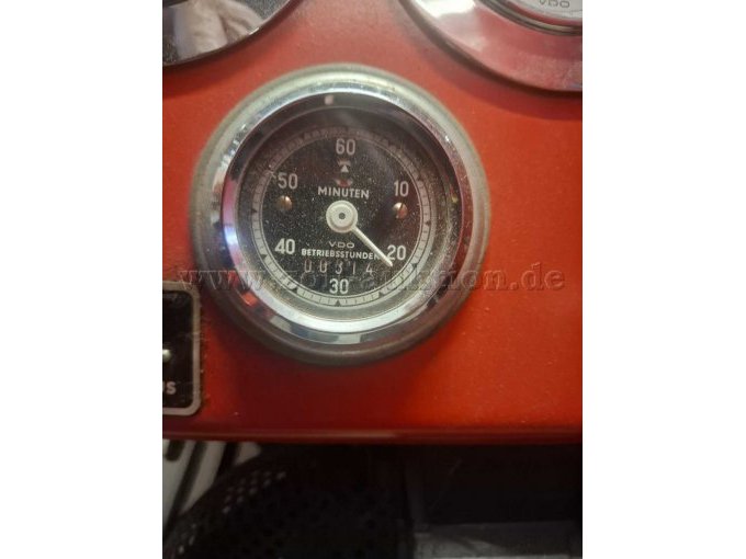 TS 8 8 Urach-Betriebsstundenzähler