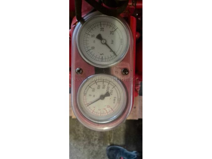 Manometer Pumpe Saug/Druckseite