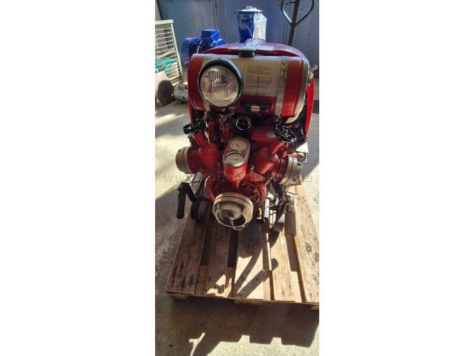 1 Tragkraftspritze Ziegler TS 8/8 Ersatzteilspender – foto 2 – kavel bij Zoll-Auktion, Vohburg a.d.Donau