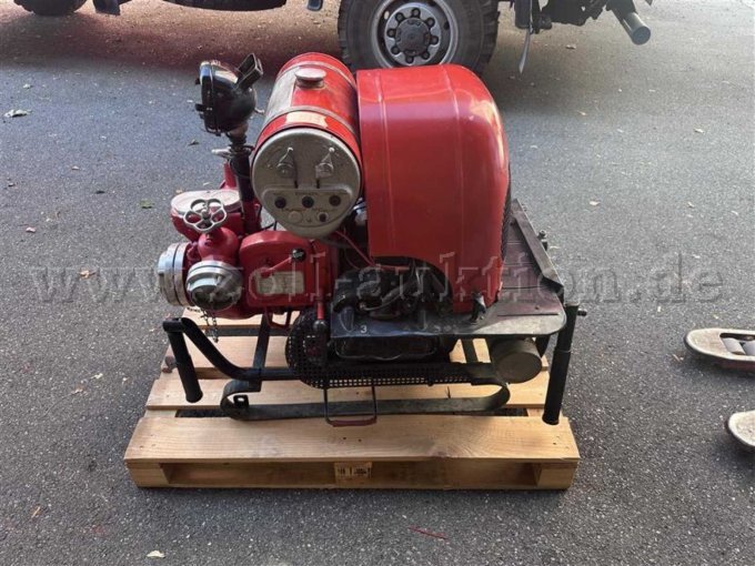 1 Tragkraftspritze Ziegler TS 8/8 Trokomat (VW Motor, Baujahr 1960) - defekt – foto 2 – kavel bij Zoll-Auktion, Ravensburg
