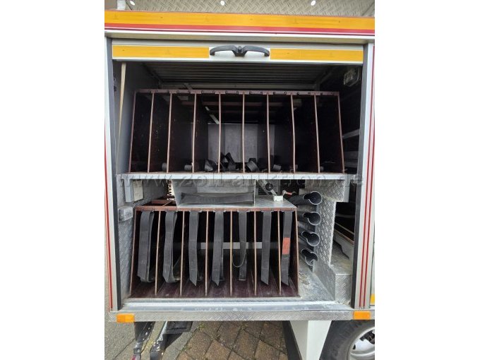 1 Tragkraftspritzen-Fzg. (TSF) Daimler Benz, Typ: 814 F /728000 – foto 12 – kavel bij Zoll-Auktion, Morbach