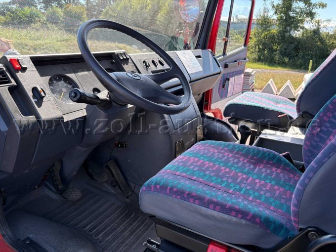 1 Tragkraftspritzenfahrzeug - TSF-W - Mercedes-Benz 510 - Ziegler Aufbau – foto 10 – kavel bij Zoll-Auktion, Salzhausen