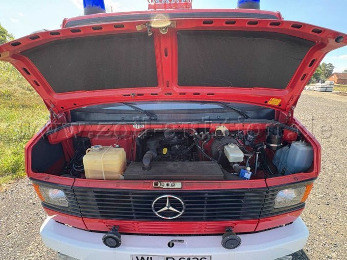 1 Tragkraftspritzenfahrzeug - TSF-W - Mercedes-Benz 510 - Ziegler Aufbau – foto 8 – kavel bij Zoll-Auktion, Salzhausen