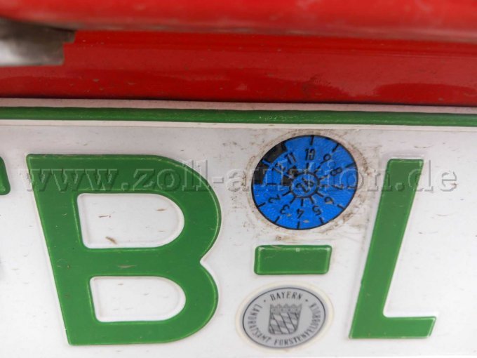 1 brandweerwagen met draagbare pomp (TSF) – Daimler-Benz 602 KA – foto 7 – kavel bij Zoll-Auktion, Alling