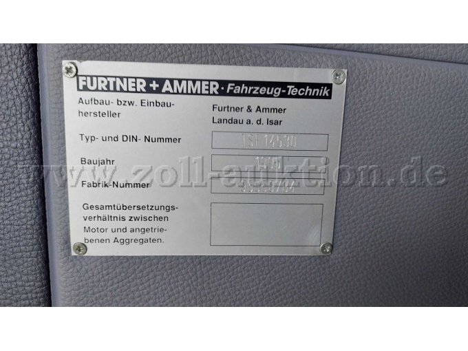 Bild: Typenschild Fahrzeugaufbau