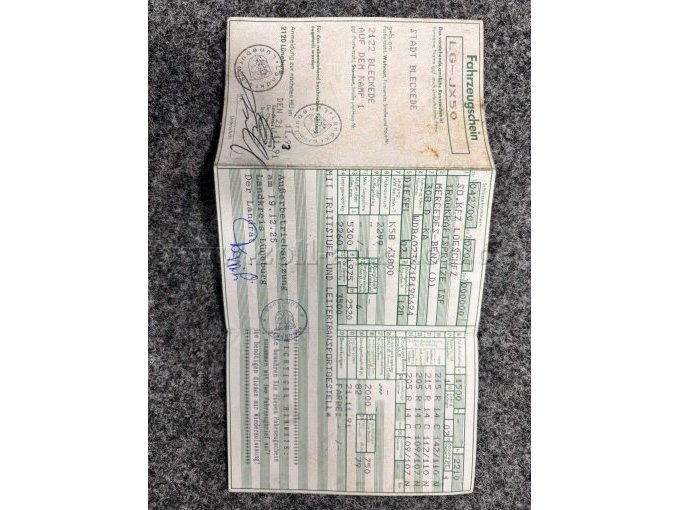 Fahrzeugschein Vorderseite