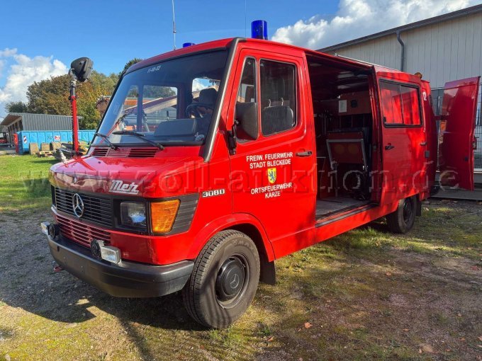 1 Tragkraftspritzenfahrzeug (TSF), Mercedes Benz 308 D-KA – foto 3 – kavel bij Zoll-Auktion, Bleckede