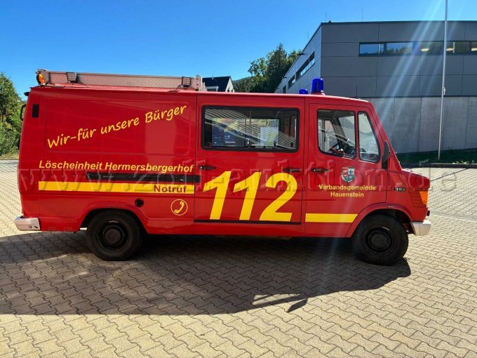 1 Tragkraftspritzenfahrzeug -TSF – Mercedes Benz Bachert Aufbau – foto 5 – kavel bij Zoll-Auktion, Hauenstein