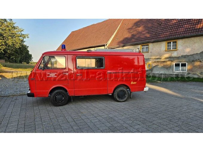 1 brandweerauto met draagbare pomp TSF Volkswagen TYPE 281 CH LT 31 – foto 2 – kavel bij Zoll-Auktion, Uttenweiler