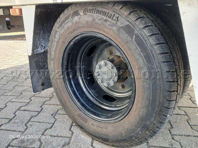 Reifen Hinterachse rechts