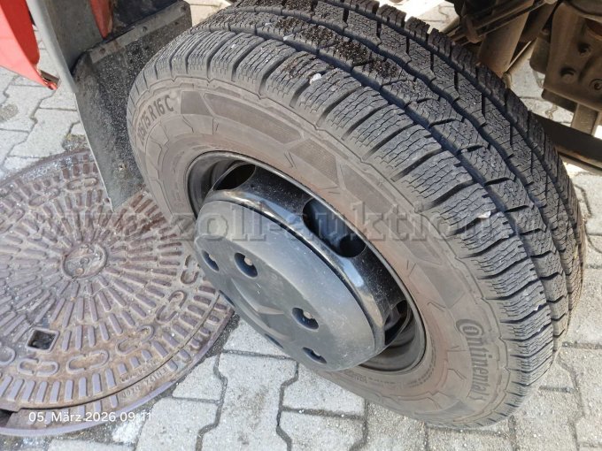 Reifen Vorderachse rechts