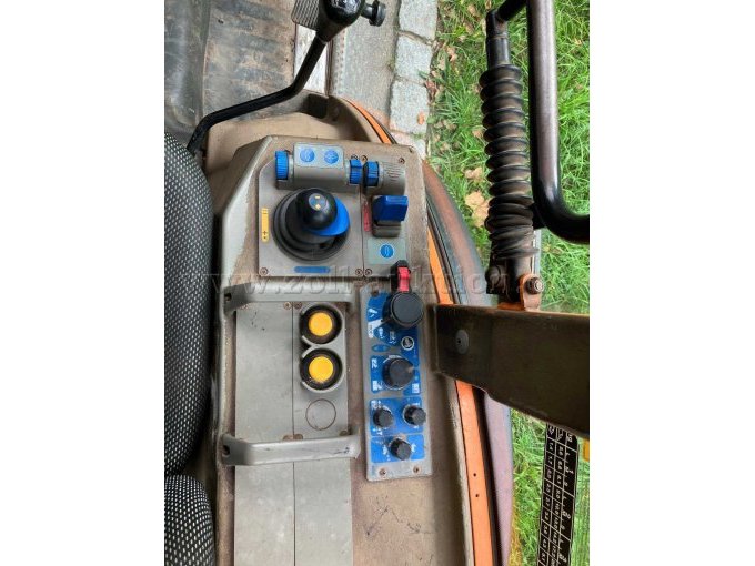 Traktor Ansicht innen Bedienelement