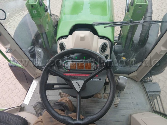 1 Traktor Fendt 310 Vario – foto 10 – kavel bij Zoll-Auktion, Seelze