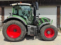 Fendt 516 Seitenansicht