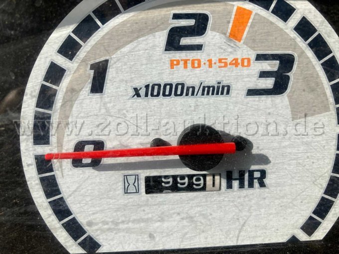 Traktor Kubota Ansicht Betriebsstundenzähler