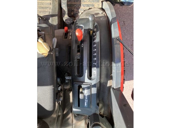 Traktor Kubota Ansicht Steuerhebel rechts