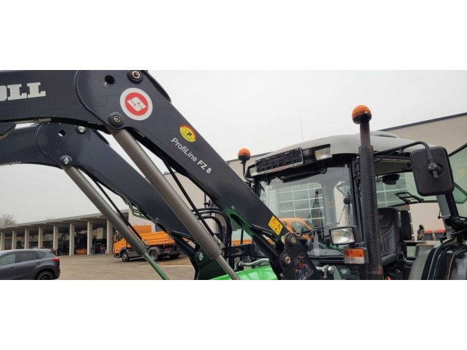 Deutz Stoll Frontlader Profiline FZ 8