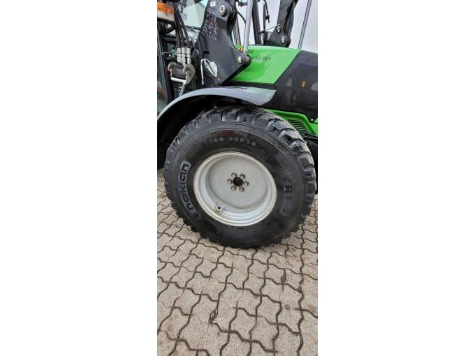 Deutz Reifen vorne