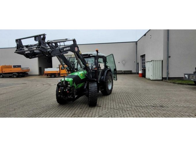 Deutz Ansicht vorne links