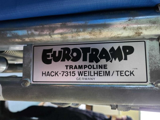 Typenschild Trampolin