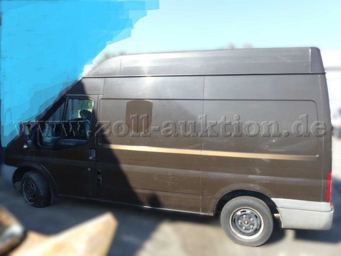 Ford Transit 2,2 tcdi Diesel mit 81 kW. Fahrerseitenansicht